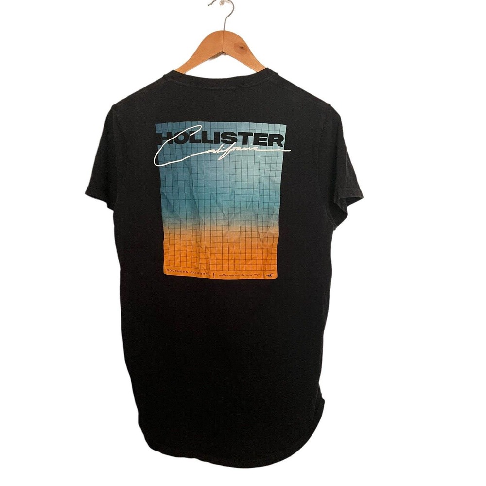 Hollister California Graphic T-Shirt Size M Black Short Sleeve Back Box Logo